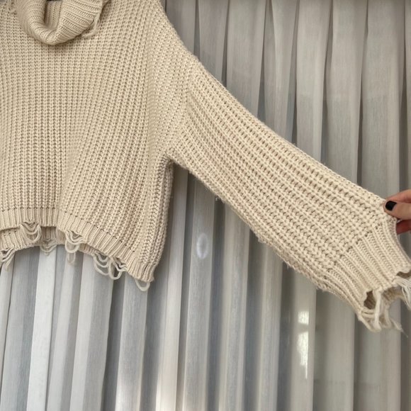 Creme Turtleneck Sweater - Picture 4 of 4